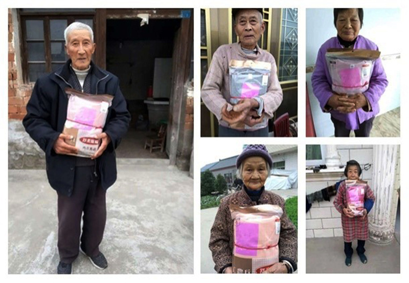 向江蘇省海安縣和浙江省縉云縣老人捐贈(zèng)共3374套工農(nóng)兵保暖內(nèi)衣
